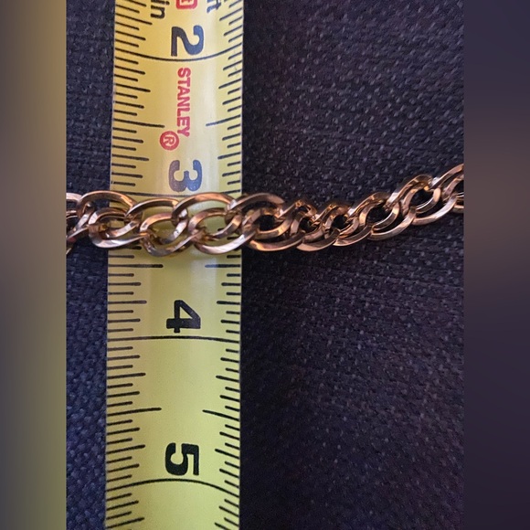 Ross-Simons Double Oval link bracelet in 18k Gold, 7 inch - Picture 7 of 9